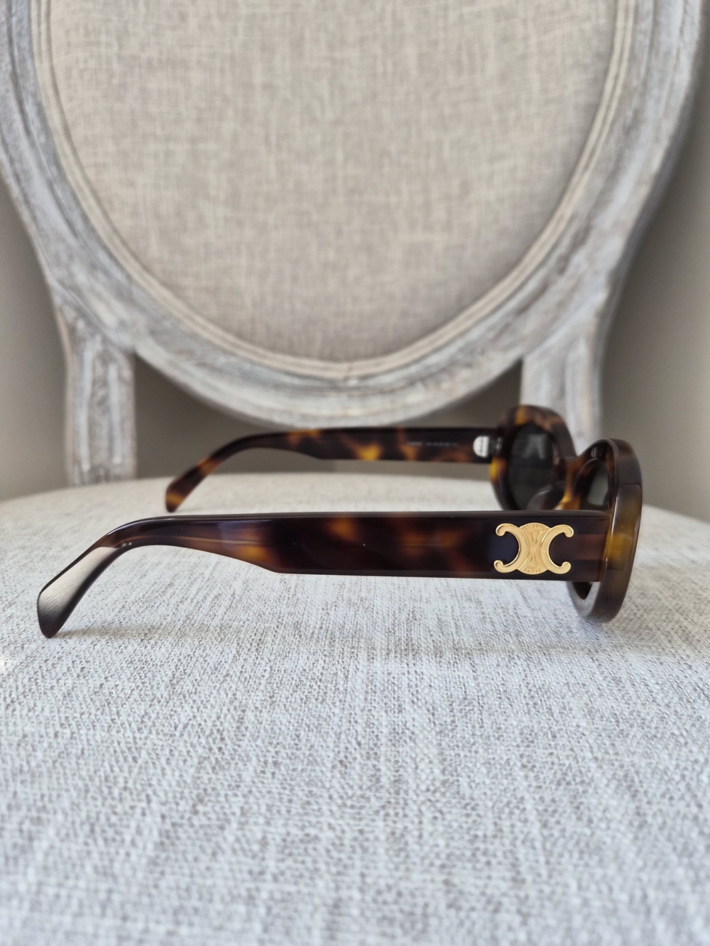 Celine Triomphe Tortoiseshell Oval Sunglasses - Brown - Picture 4 of 6